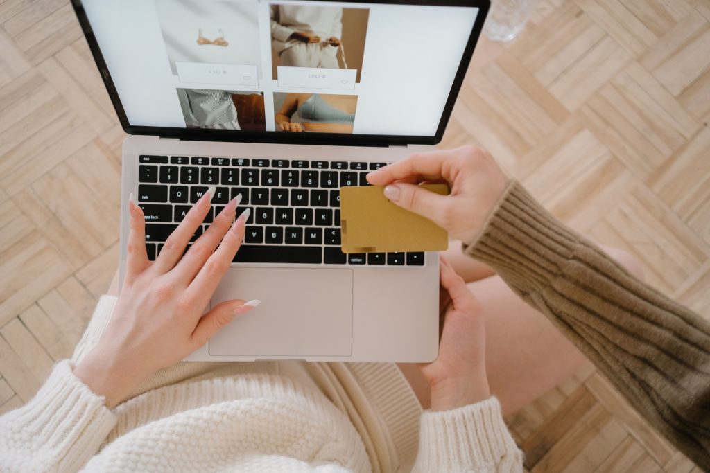 E-Commerce & Product Hunter Specialist (UAE Market)